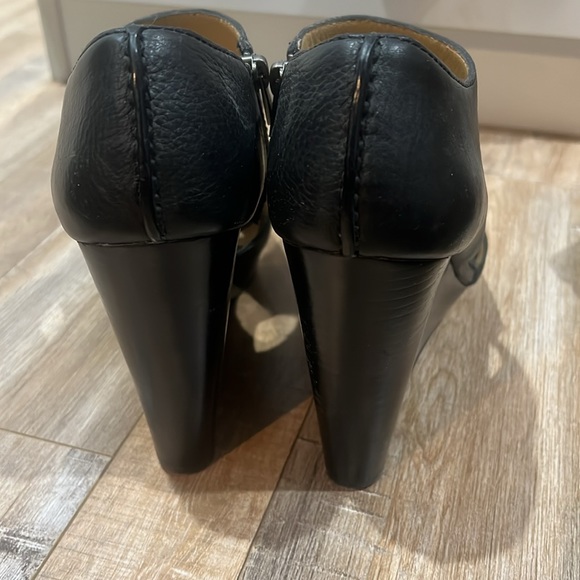 COACH soft black leather 4” wedges with side zipper. SZ 8.5 EUC. - Picture 3 of 4